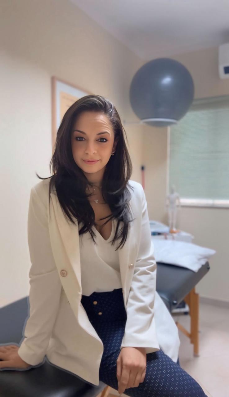 Dra. Aline Turci — Fisioterapeuta e Acupunturista